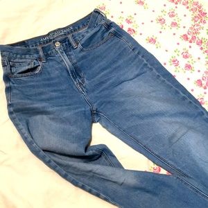 American Eagle Mom Jeans